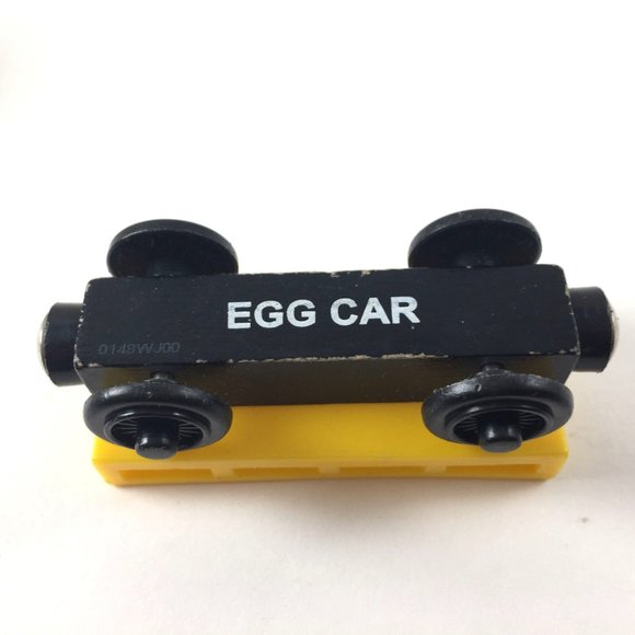 Vintage Thomas the Train Egg Car Magnetic Train Car - Picture 4 of 4